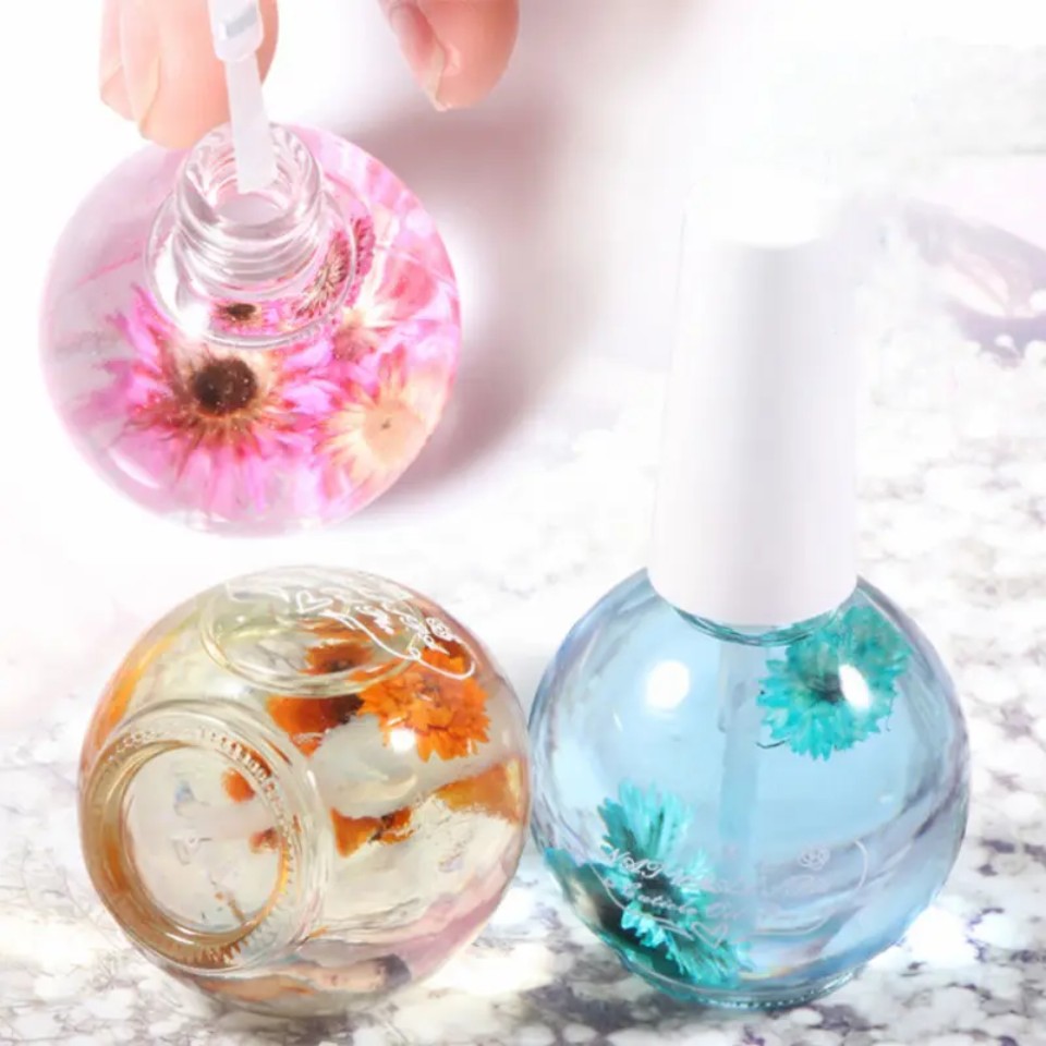 In che modo l'olio per cuticole trasforma la salute delle unghie e modella il futuro delle tendenze nella cura delle mani?